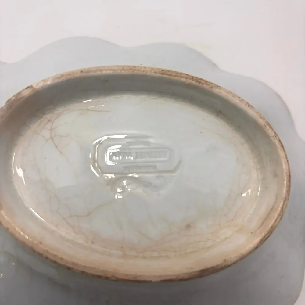 Antique Anthony Shaw White Ironstone Shell-Shaped Dish Burslem, England 1860-70s